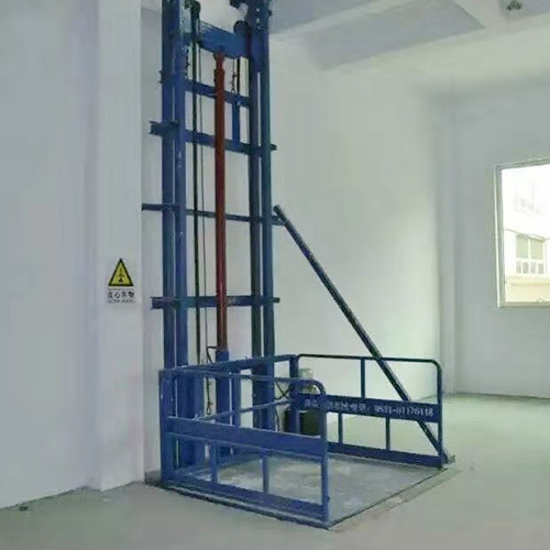 室內(nèi)穩(wěn)定型升降機(jī)